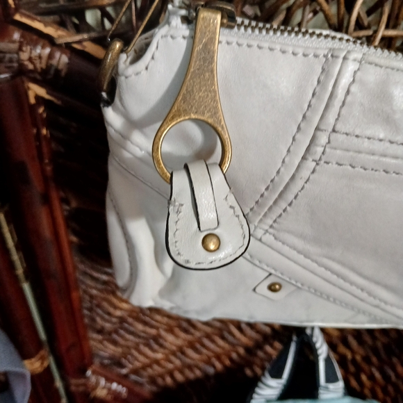 Juicy Couture NWT White Locket Tassel Purse Handbag - Picture 4 of 9